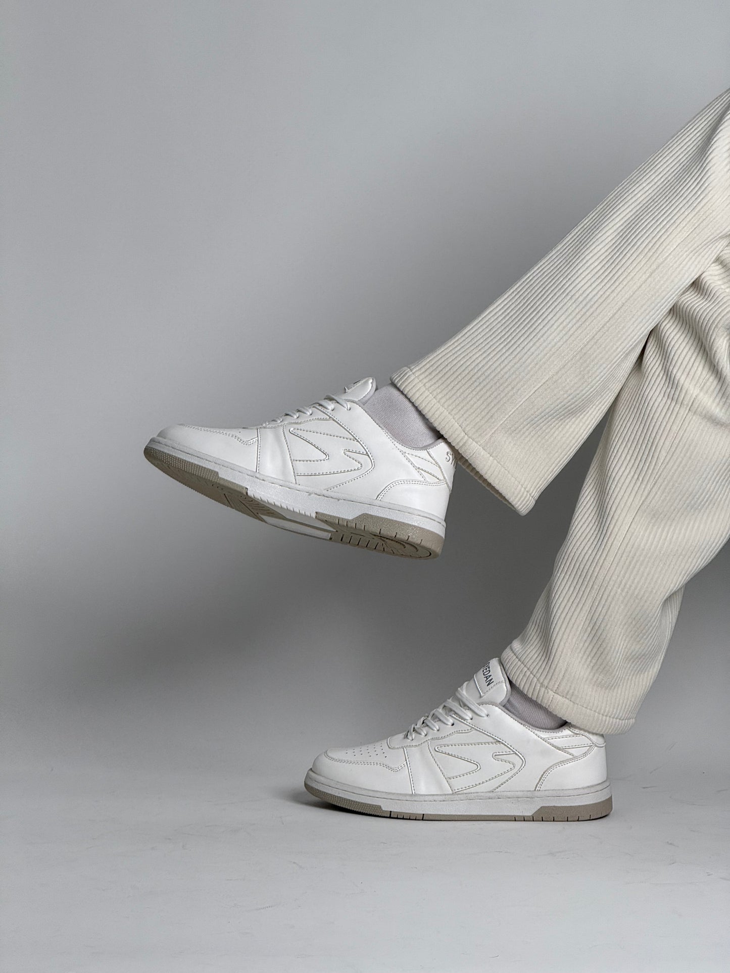 SYEDAN AURA WHITE