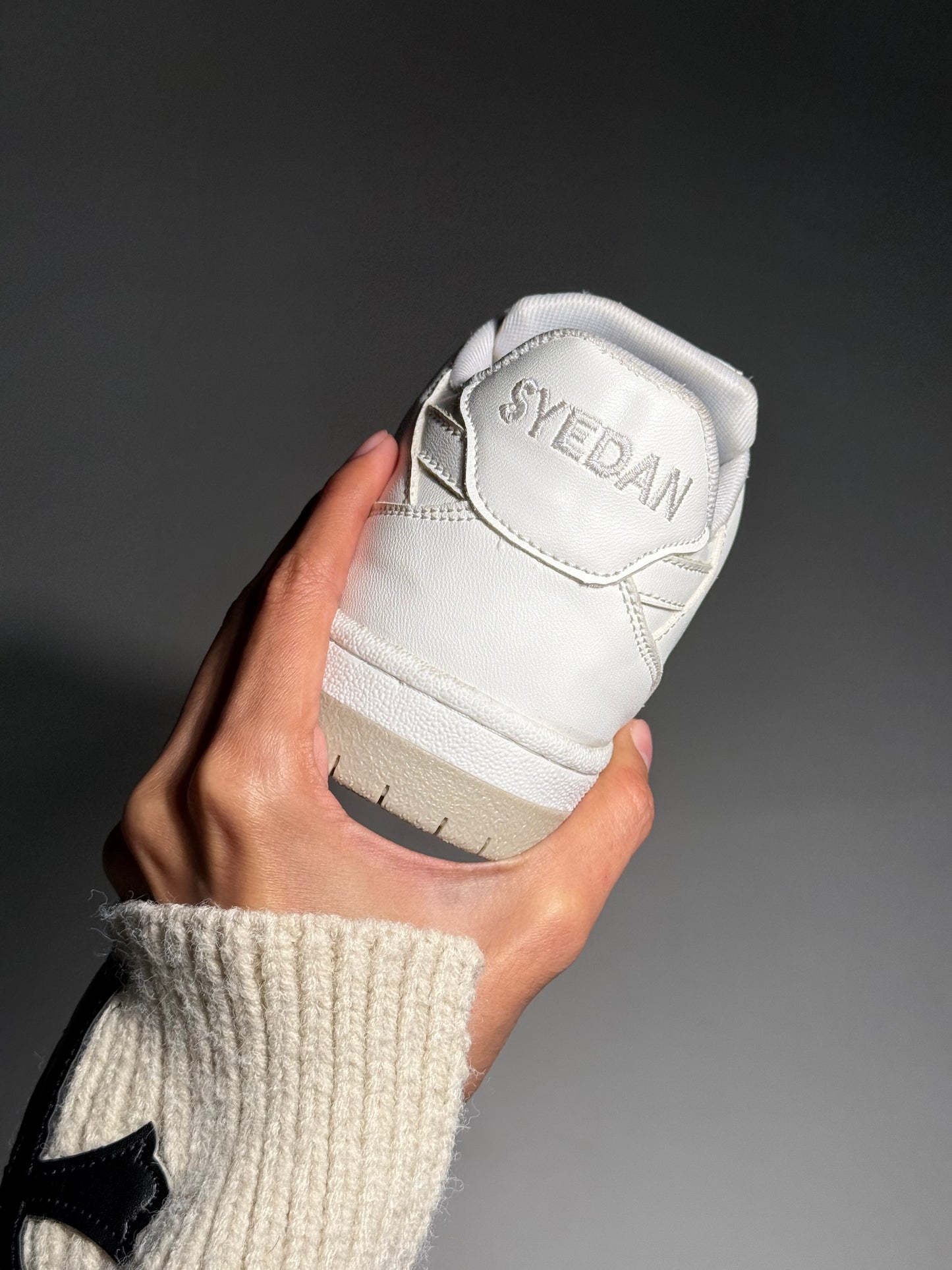 SYEDAN AURA WHITE