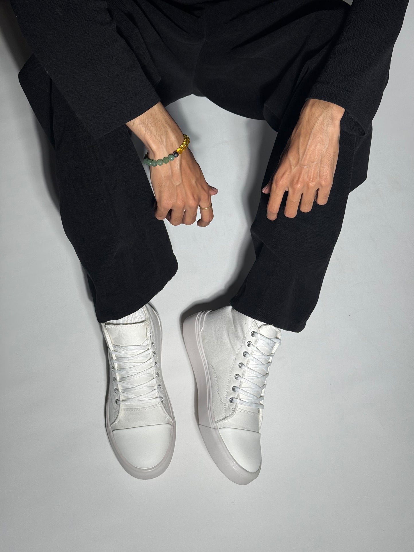 SYEDAN UNIVERSE WHITE