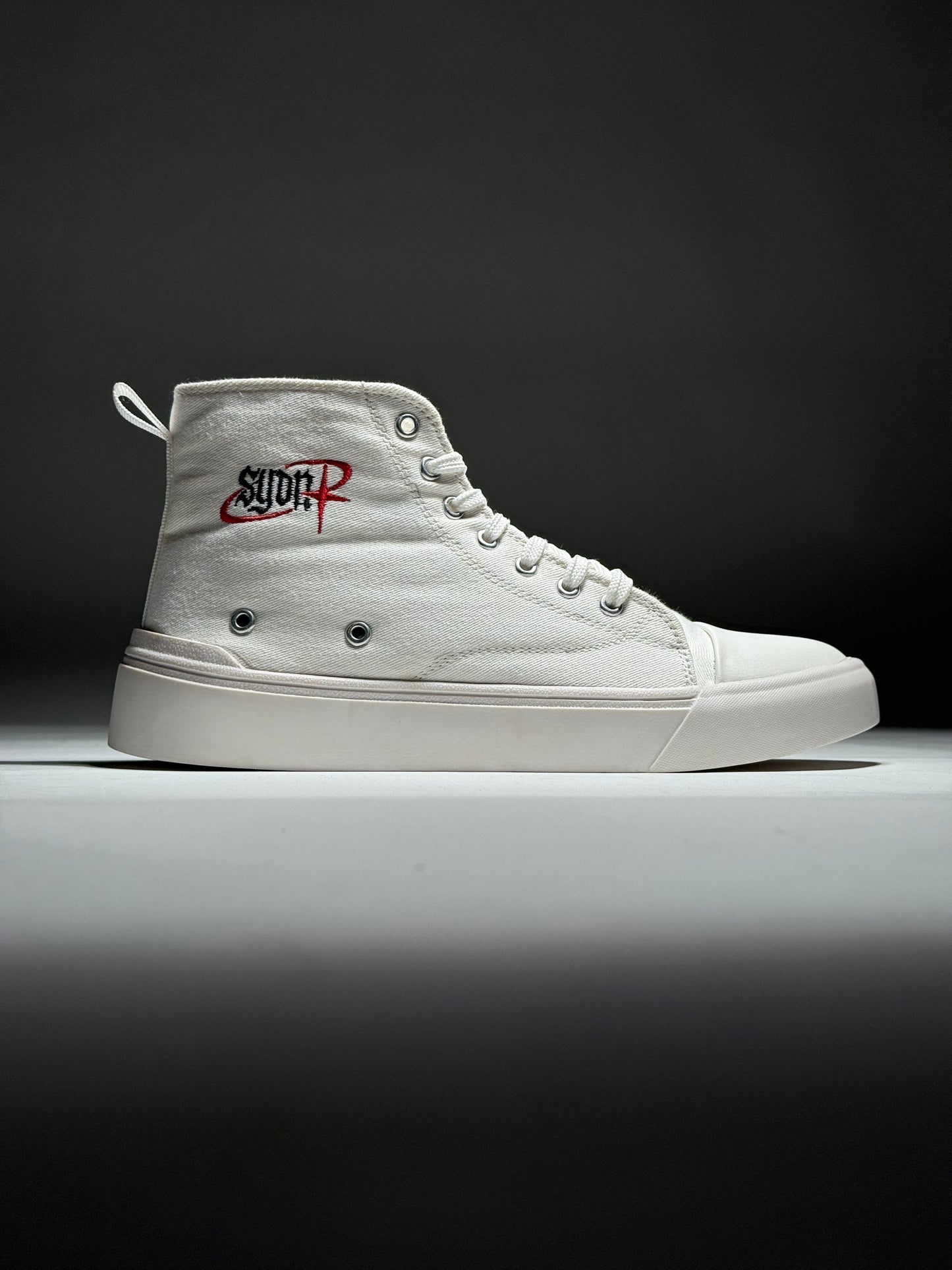 SYEDAN UNIVERSE WHITE