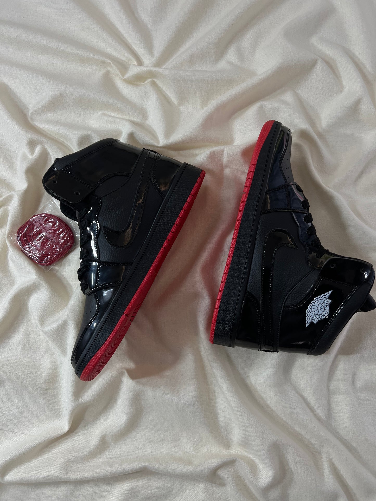 AIR JORDAN 1 PATENT BRED BLACK EDITION