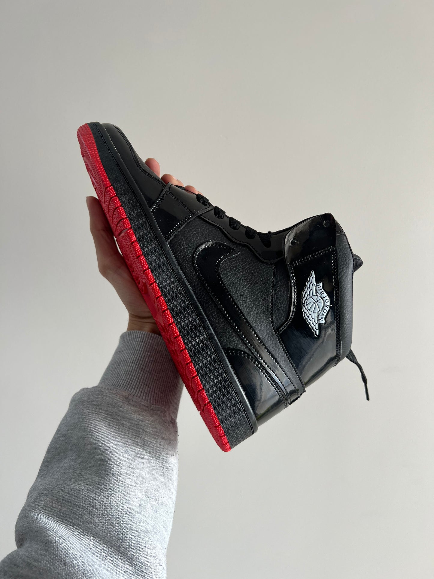 AIR JORDAN 1 PATENT BRED BLACK EDITION