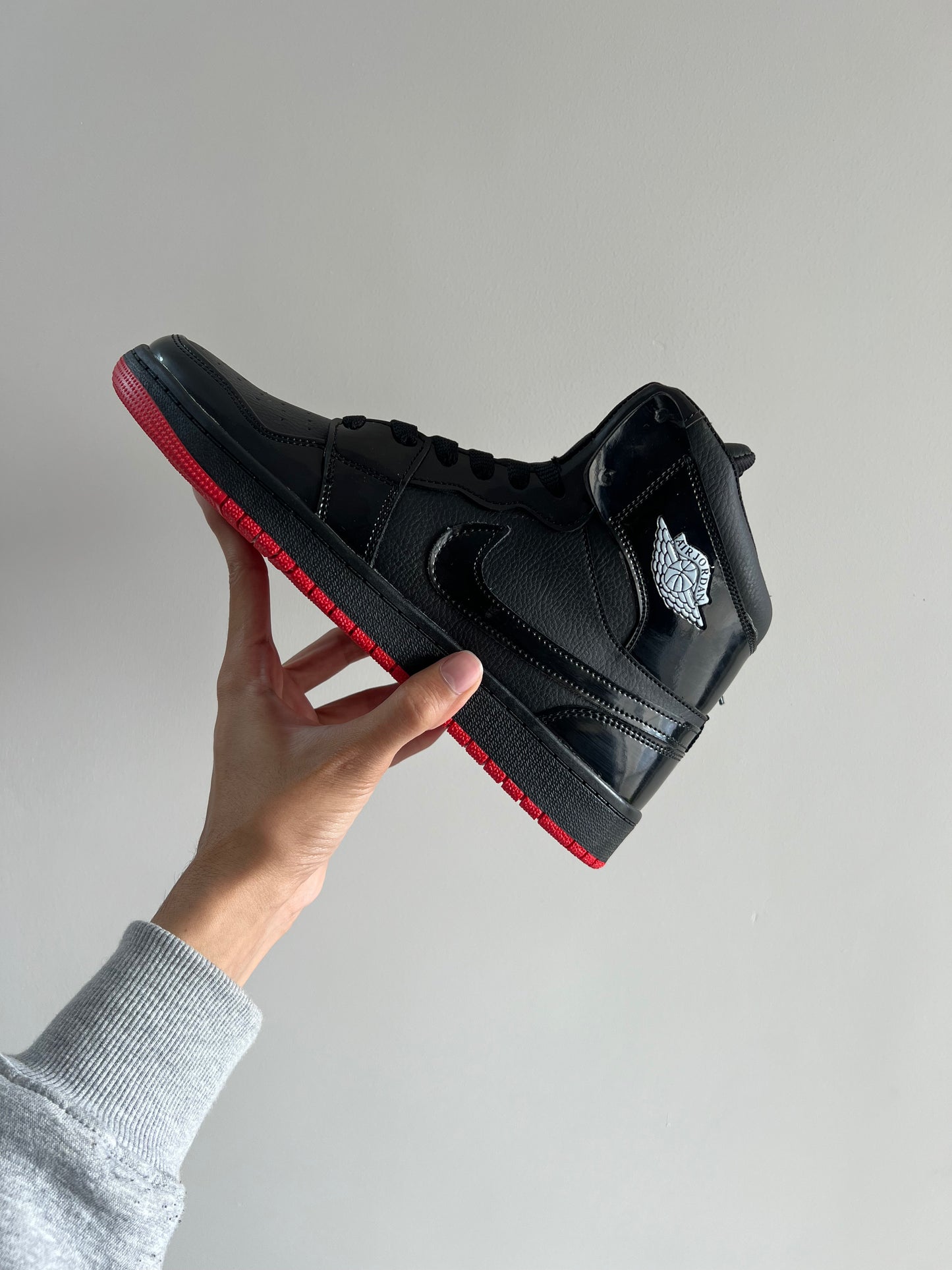 AIR JORDAN 1 PATENT BRED BLACK EDITION